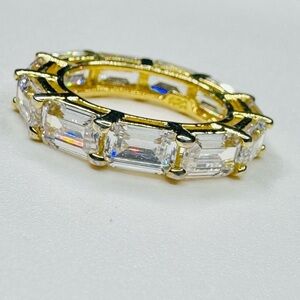 See Video , 18K Gold Gorgeous Emerald Cut Stones